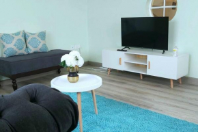 Modern &homely guest suite w/free parking in Karen